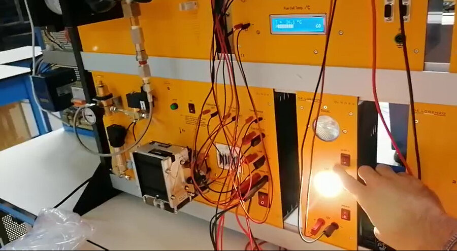 Fuel Cell Systems Trainer