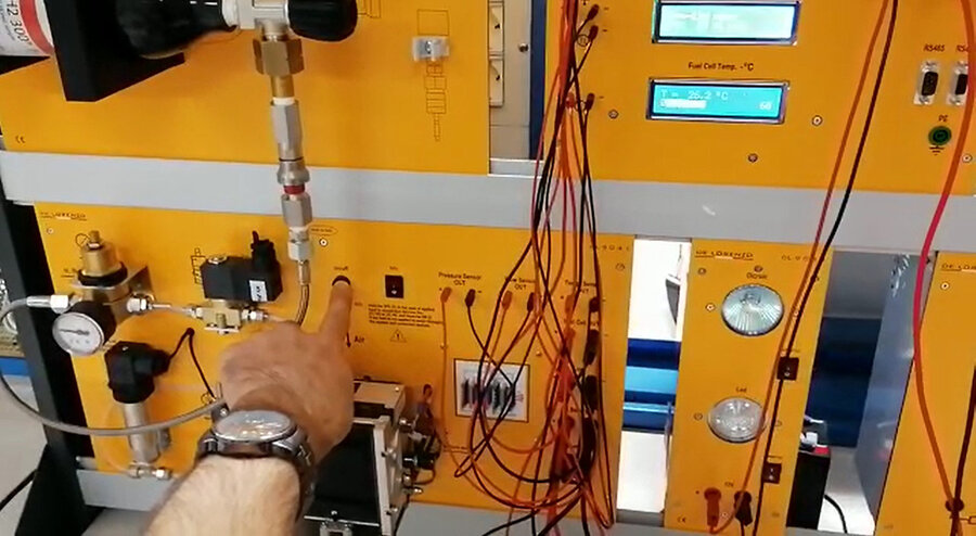 Fuel Cell Systems Trainer