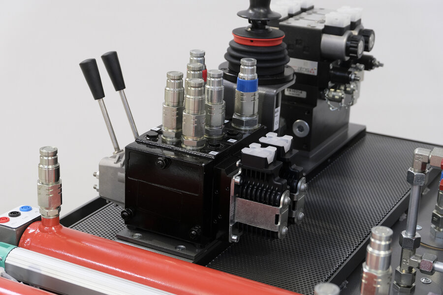 Hydraulic Training Bench SHCO V3 (SHCO V3) from ID System Didactic