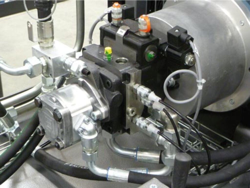 Hydrostatic transmission training system BHT3 (BHT3) from ID System Didactic