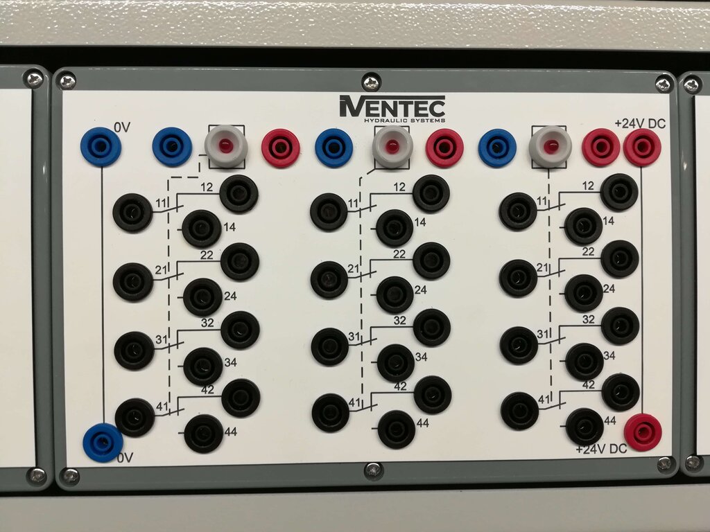 Hydraulic double-sided test bench with fixed displacement pump (DMSD-01) from Iventec