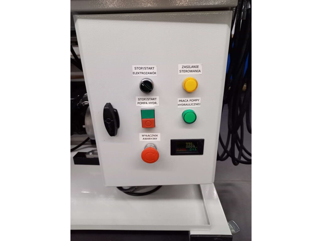 Hydraulic double-sided test bench with variable displacement pump (DMSD-02) from Iventec