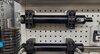 Hydraulic double-sided test bench with variable displacement pump